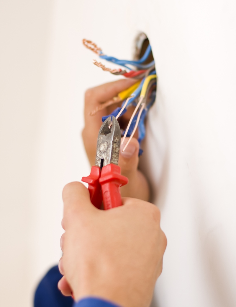 Electricians Caddington, Slip End, LU1