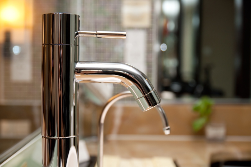 Sink Leaking Caddington